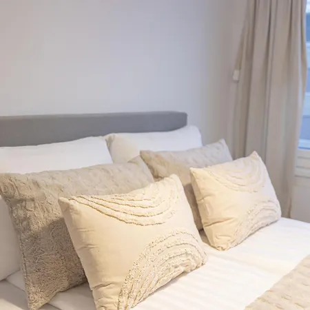 Huoneisto Cozy Family By Booklapland *