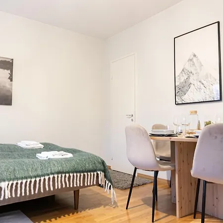 Cozy Family By Booklapland Huoneisto *