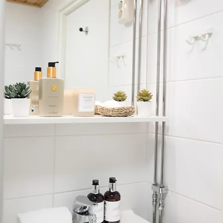 Cozy Family By Booklapland *